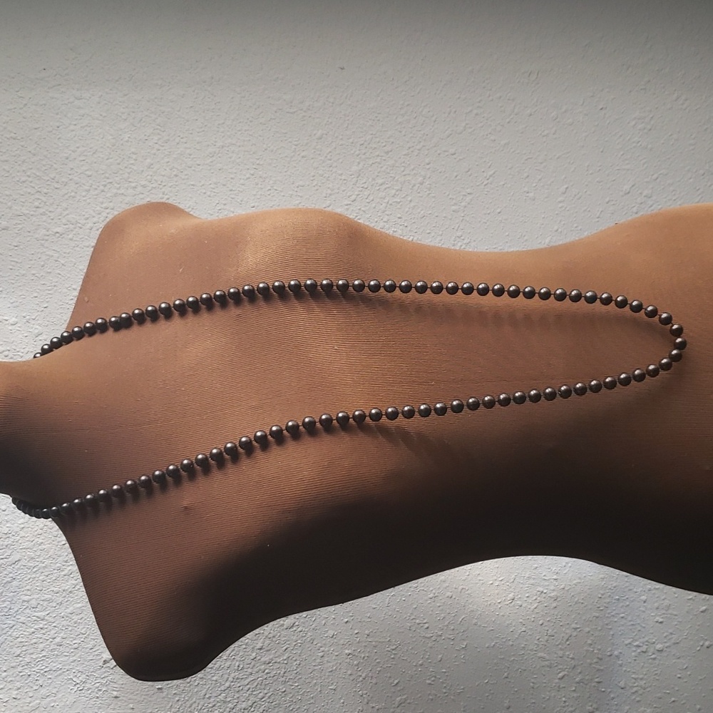 COSTUME NECKLACE